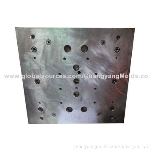 Plastic injection mold with low price and good technical support